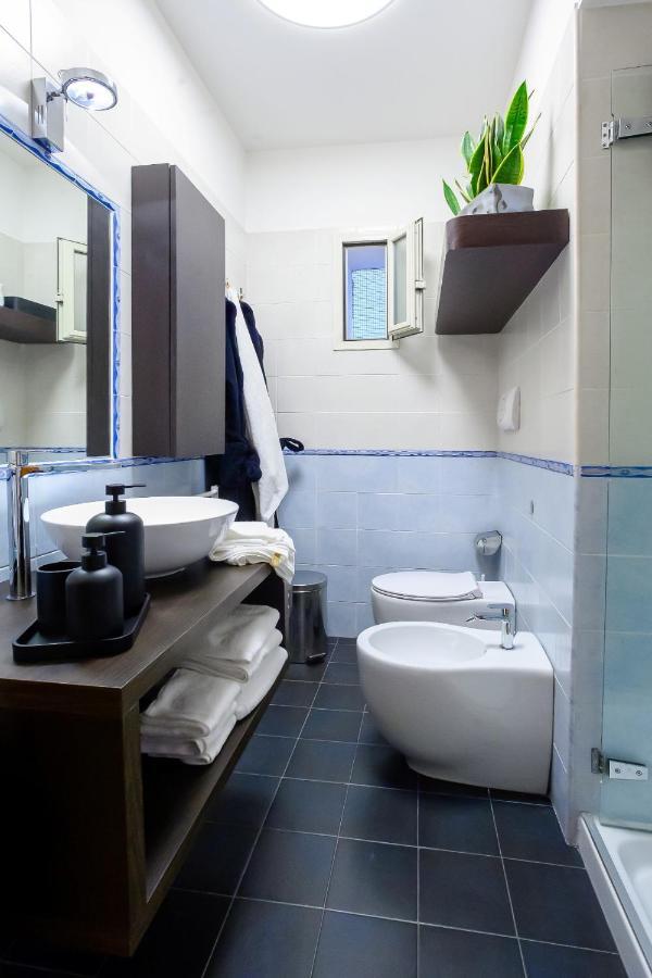 Nipare Suite - Dimore Partenopee Naples Exterior photo